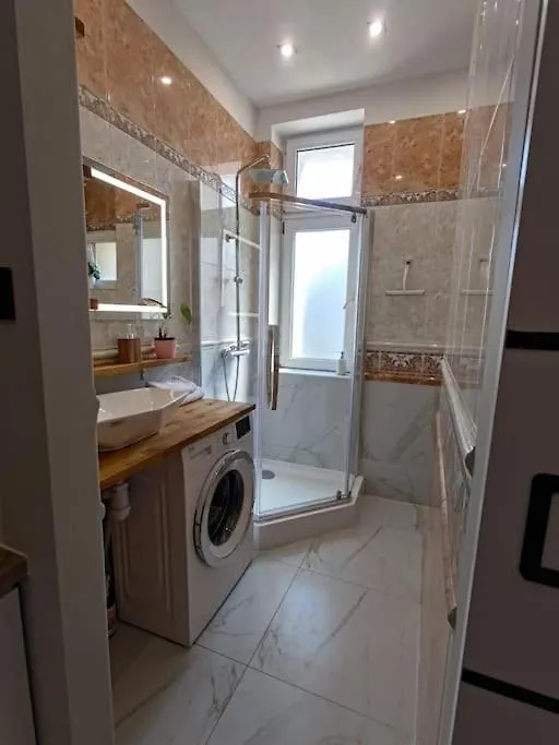 Mieszkanie Gdansk Oliwa Wspolny Przedpokoj Apartment Poland